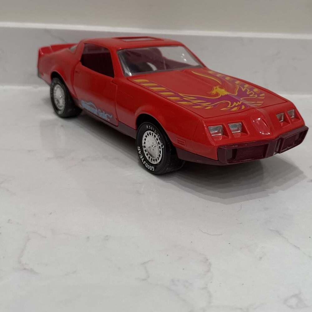 Vintage Rare 1981 Kenner Glamour Gals Doll Red Firebird Sports Car  #1095